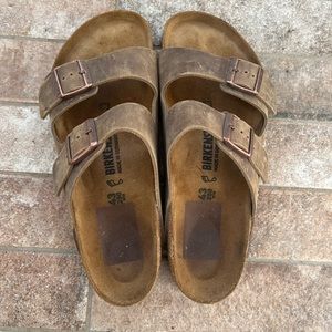 Birkenstock Arizonas, whiskey leather, unisex, men’s 10.5, women’s 12